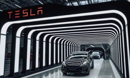 Ex-Mitarbeiter verklagen Tesla wegen Missachtung der Kündigungsfrist