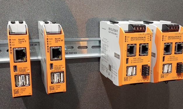 Raspberry Pi CM4S im Linux-Schaltschrankrechner Revolution Pi RevPi S/SE