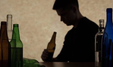 Buchneuerscheinung: „Jeder hat das Potenzial für Sucht in sich“