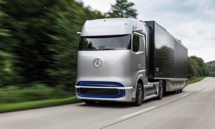 Daimler Truck: Wasserstoff-Lkw mit Brennstoffzelle soll eine Reichweite von 1000 Kilometern erreichen