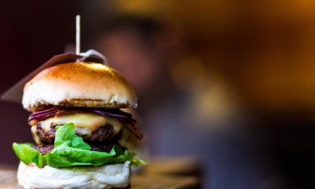 Millionenpleite einer Burger-Restaurantkette: 130 Jobs betroffen
