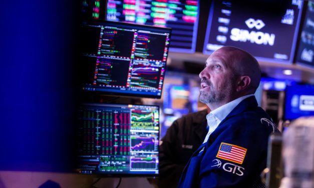 Sturm auf den Aktienmärkten: Wie Anleger jetzt ihr Geld schützen können