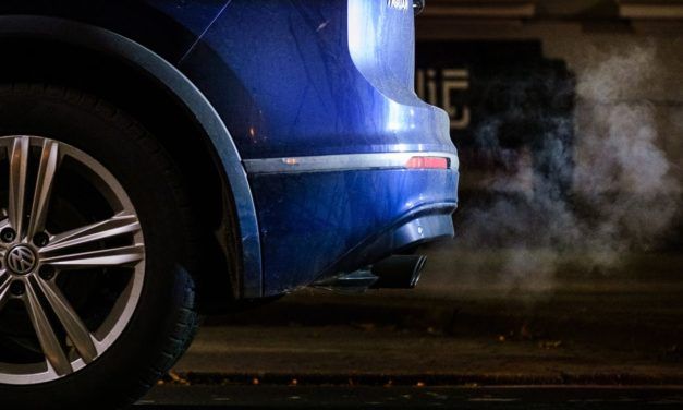 Verbrenner-Aus: Deutsche Autobauer zögern vor dem großen Sprung