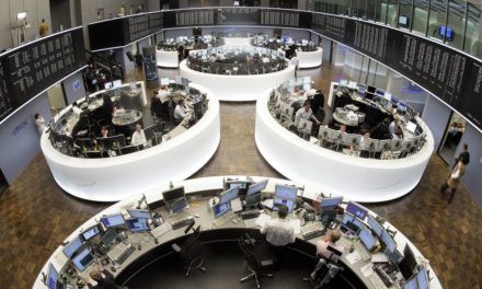 Dax setzt Kursrutsch fort, Mercedes Benz Aktie mit Kurssturz