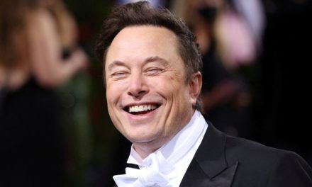 Elon Musk: Tesla-Chef hat offenbar Zwillinge mit Neuralink-Direktorin Shivon Zilis bekommen