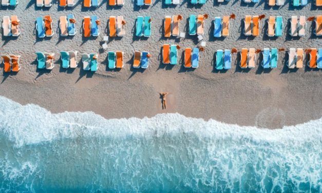 Ab in den Urlaub: Sind es bald sechs Wochen und wie viel Urlaub haben andere Länder?