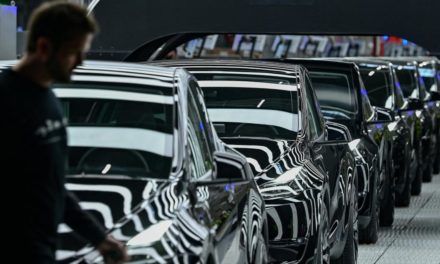 Tesla macht zwei Wochen Produktionspause in Deutschland