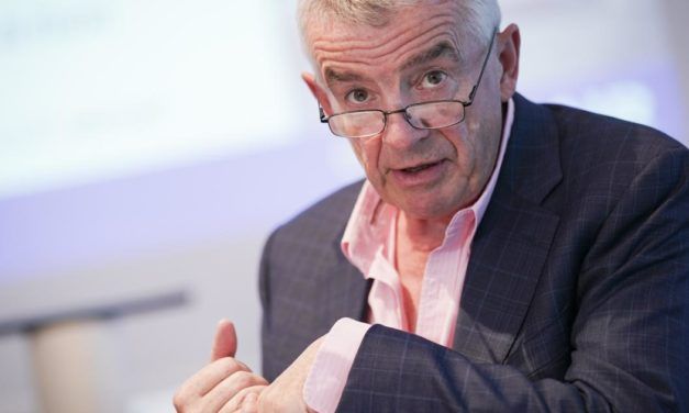 Ryanair-Chef O’Leary teilt gegen AUA aus und baut Präsenz aus