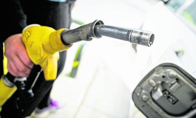 In Österreich steigen, in Deutschland sinken die Spritpreise