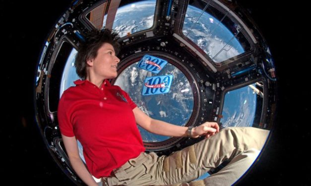 Erste Europäerin „spaziert“ im All: Cristoforetti schreibt Geschichte