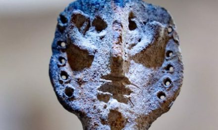 Fast 3.000 Jahre alte einzigartige Statue gibt Rätsel auf