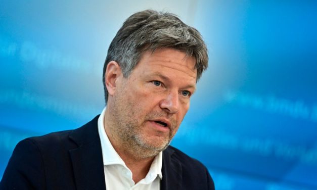 Putin-Schergen von Gazprom kürzen Gaslieferungen, laut Habeck ein „perfides Spiel“